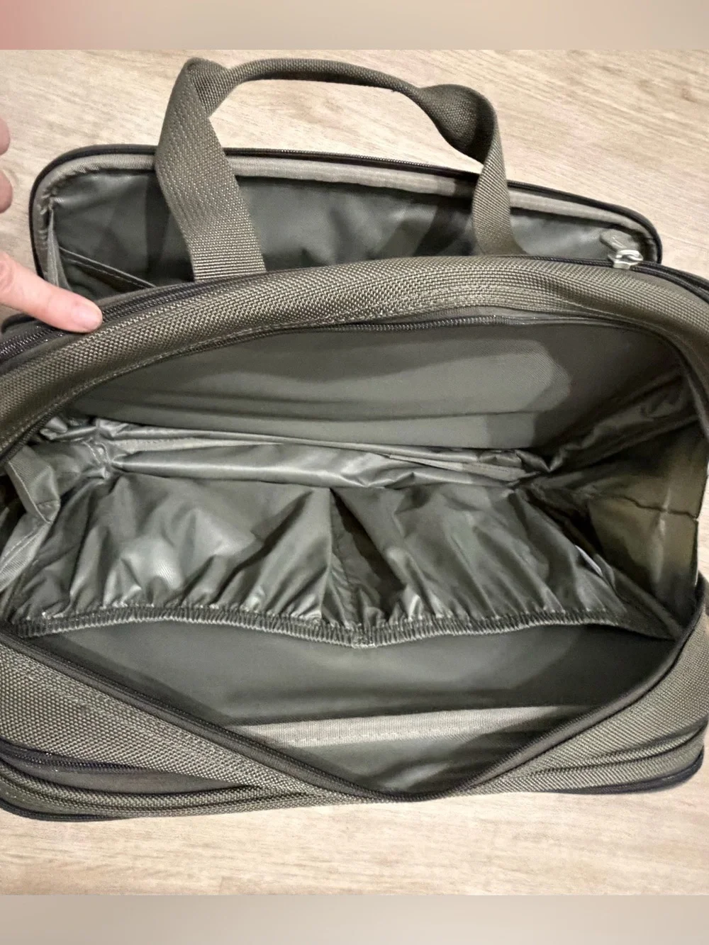 Briggs & Riley Baseline Expandable Weekender Cabin Bag